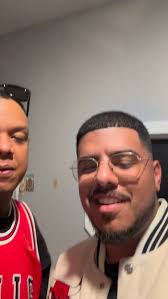 José Galinier, el rey rubio, antes de morir dijo “la verdadera traducción  de Dios: ama al padre que siempre has querido pero que nunca tuviste, ama a  la imaginación porque en ella