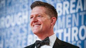 Larry Longenecker's Instagram, Twitter & Facebook