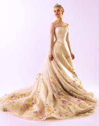 Lily James As Cinderella 2015 Disney Wedding Dresses Wedding Dresses Cinderella Beautiful Wedding Gowns