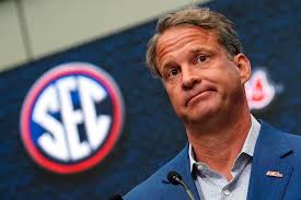 Christopher Hobbzilla and The Swamp Report!