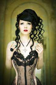 Pin By Meaghan Mayhem On Beautiful People Steampunk Hairstyles Dark Beauty Goth Beauty