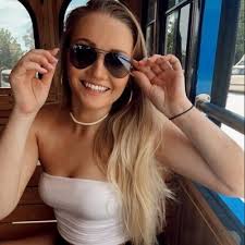 Carley Campbell (@CarleyCampbell5)