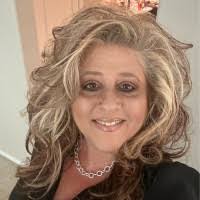 Amber Storie's Instagram, Twitter & Facebook