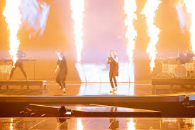 The band define their musical style as violent pop. Rwzvsbe Wg9 Lm