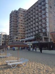 May 04, 2021 · ozellikle kis soguklarinda nasil bunu nasil becerebildiklerini dusunemedim cocuk tipidir, davranisidir. Kapali Maras Varosha Hayalet Sehir Olarak Da Biliniyor Ghost Town Famagusta By Mr John Gazimagusa Resmi Tripadvisor