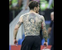 Genc, yetenekli, dinamik bir orta saha. The Craziest Tattoos In Football Daily Star