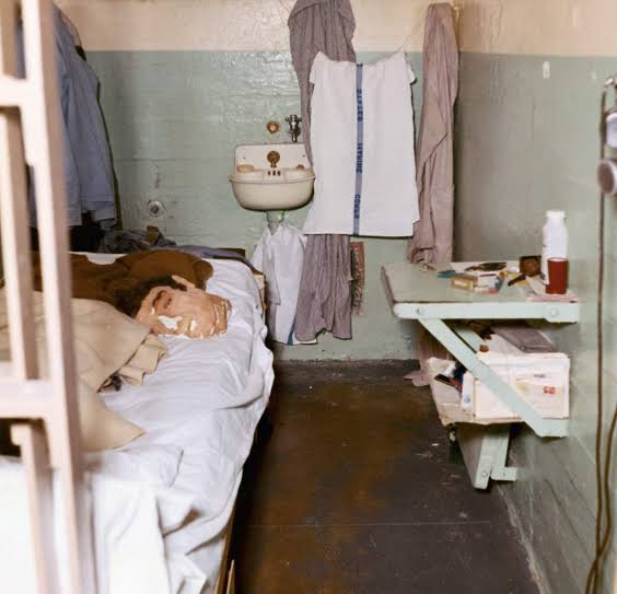 U.S. Marshals still looking for inmates who escaped Alcatraz 60 years ago -  National | Globalnews.ca