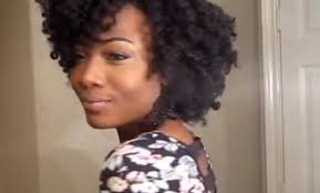 Flat twists are achieved by twisting the hair in cornrows instead of braiding. Flat Twist Out On Medium Length Hair Video Un Ruly