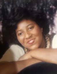 Gloria Holder's Instagram, Twitter & Facebook