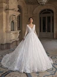 Scopri la collezione 2021, trova l'abito da outlet vestiti da sposa e cerimonia, sera, sposo e uomo; Davino Spose Atelier Di Abiti Da Sposa Dei Migliori Brand