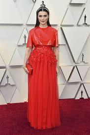 Jedes mal, wenn die prominenten auf einem roten teppich erscheinen, ist es, als stünden sie vor einer der schwierigsten prüfungen ihrer karriere. Oscars 2019 Tops Und Flops Auf Dem Red Carpet Die Kleider Der Stars