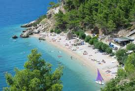 Μετά το πρωινό μας, ξεκινάμε για την κροατία και το πανέμορφο ντουμπρόβνικ, παλιά του ονομασία ``ραγκούσα``, μεσαιωνική πόλη. Oi 10 Omorfoteres Paralies Ths Kroatias Travelpass Gr