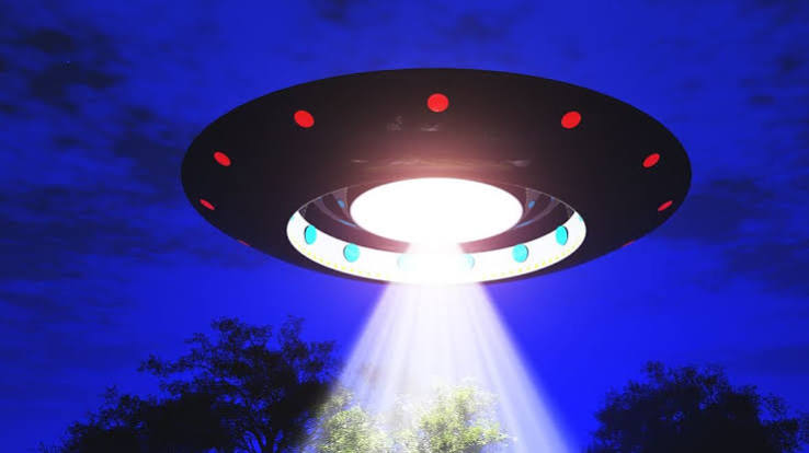 U.S. navy pilot who saw 'something weird' in the sky welcomes U.S. report  on UFOs | CBC Radio