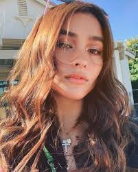 Stephanie Pura's Instagram, Twitter & Facebook