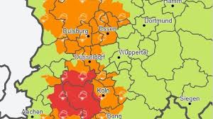 Experten warnt nun fast im gesamten bundesgebiet vor orkanartigen böen. Amtliche Unwetterwarnung Schwere Gewitter In Koln Aachen Leverkusen Und Duren Moglich