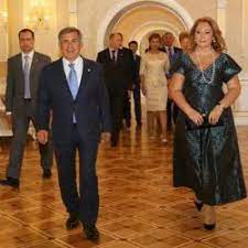 Как в татарстане отметят 9 мая. Rustam Minnihanov S Suprugoj Vstrechal Luchshie Semi Tatarstana Foto Novosti Tatarstana I Kazani