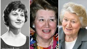 Last name Routledge This name, with variant spellings Rutledge, Rudledge,  Rookledge and Rucklidge, is chiefly found