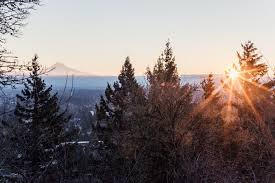 Depending on the mode of transport chosen, oalley takes into account several criteria (speed limit on each type of road (city, countryside, highway, etc.), public transport timetables, cycle paths, etc.) and sets the maximum area that you can reach when. A Local S Guide To Visiting Portland Oregon 52 Cities