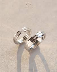 8 1/4 h × 6 3/16 w × 2 7/16 d sorotan: Beli Cincin Nikah Tunang Rantai Berlian Di Malaysia Zcova