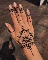 55 Beautiful Henna Tattoo Design Ideas Feryhan Com Makeup Makeupideas Makeupinspi Henna Tattoo Designs Hand Cool Henna Tattoos Henna Tattoo Designs Simple