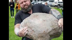 220 Highland Wolf Strength with John Gibb