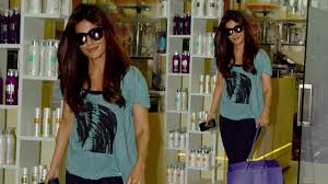 Chitrangda Singh Spotted At Juice Salon In Bandra Youtube Salon juice sends reminders to your clients, takes deposits for bookings and even manages your loyal salon juice solo. chitrangda singh spotted at juice salon in bandra