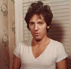 Bruce springsteen is set to return to broadway this summer. Bruce Springsteen Man Hat Das Alles Schon Gehort Aber Nicht So Welt