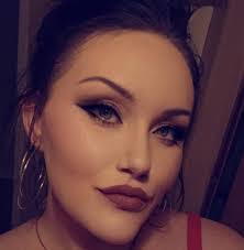 Justin Averill's Instagram, Twitter & Facebook