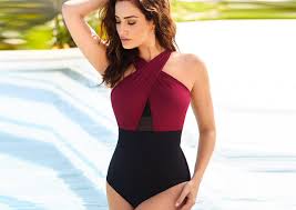 Fini le petit ventre et les poignées d'amour post grossesse. Miraclesuit La Marque Reference Des Maillots De Bain Gainants