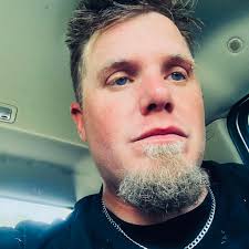 BREAKING: The Eagles are signing former Giants' OLB Azeez Ojulari to a  1-year/$4M deal🚨 OjulJeremy Fowlerorded 28 total tackles, 12 solo, 7 TFLs,  6 sacks, and 1 FR in 11 games last season. Per @jfowlerespn