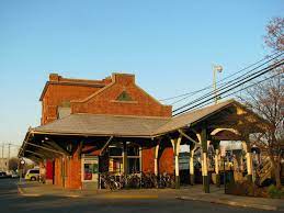 Farmingdale Train Station Ny Long Island Ny Train Depot Old Trains