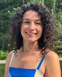 Amanda Pirrotta's Instagram, Twitter & Facebook