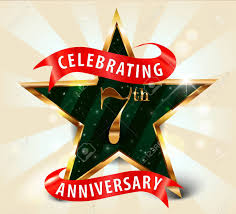 Es muy importante poder conmemorar un día al año vuestro matrimonio. 7 Anos Cinta Celebracion Del Aniversario Estrella De Oro Celebrando Septimo Decorativo Tarjeta De Invitacion De Bodas De Oro Vector Eps10 Ilustraciones Vectoriales Clip Art Vectorizado Libre De Derechos Image 37742480