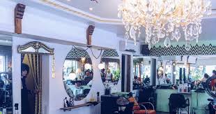 You can see reviews of companies by clicking on them. Best Montreal Hair Salons Mtl Blog