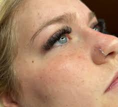 Lash extension artist in Canton, TX