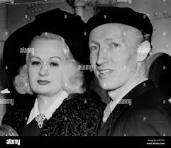 E edith Black and White Stock Photos & Images