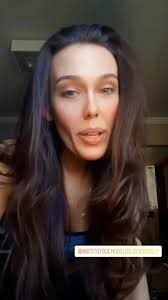 Veronica Madera modelo internacional egresada del Instituto de modelos  Silvia Holly Agencia Welovemodels Chile #internationalmodel #fashionmodel  #top #model #international #institutodemodelosSilviaHolly