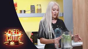 Game of chefs reprezinta batalia suprema a trei chefi extraordinari, care sunt in competitie pentru a gasi urmatoarea generatie de talente desavarsite in domeniul culinar. PreÈ›uri Incredibile PreÈ› Mai Mic Cu De Unde Pot CumpÄƒra Daniela Crudu Chefi La Cutite Stiricentrale Ro