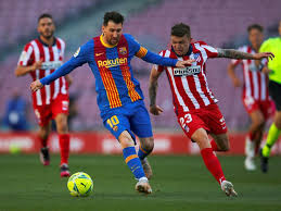 A falta de cuatro jornadas para que termine laliga, barcelona y atlético de madrid, tercer y primer clasificado, respectivamente, se enfrentan este sábado en el camp nou en un duelo decisivo para el desenlace del campeonato, separados por dos puntos y obligados a ganar para sostener todas sus. Wbugel9o43zdgm