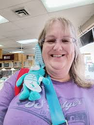 Michigan shop hop experience with pet friendly stores