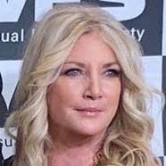 Kimberly Lavery's Instagram, Twitter & Facebook