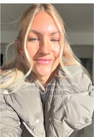 When I tell you I wear this thing every day in the winter. I got it last  year and it’s currently available in the prettiest cream color, and  restocks often in more colors! Link in bio yo shop this ...