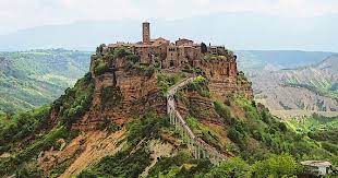 Liftingitalia is a company specialized in design and production of devices that allow people to overcome either few steps or 20 meters in height. Pueblos De Viterbo Region Lazio En Italia Todas Las Localidades Y Municipios Italianos