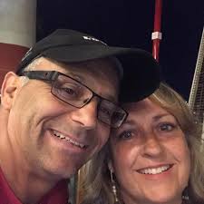 What are the best places for nails and hair in La Paz?