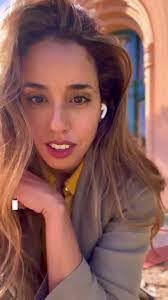 Sofia Whitfield's Instagram, Twitter & Facebook