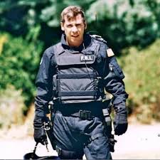 Steps On How To Become A Fbi Agent Fbi Agent Fbi Working For The Fbi