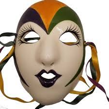 Karen Stall's Instagram, Twitter & Facebook