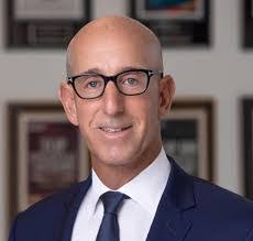 Michael Bieber's Instagram, Twitter & Facebook