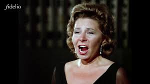 Nach der schule arbeitete sie als aufgrund seines ausschweifenden und kostspieligen lebenswandels sieht sich der junge graf von. Christa Ludwig 1928 2021 Parterre Box The Most Essential Blog In Opera New York Times Where Opera Is King And You The Readers Are Queens