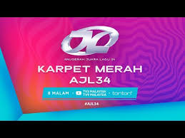 Mereka rela mengerahkan segala upaya demi menjadi yang paling modis ketika melangkah di atasnya. Karpet Merah Ajl 34 Ajl34